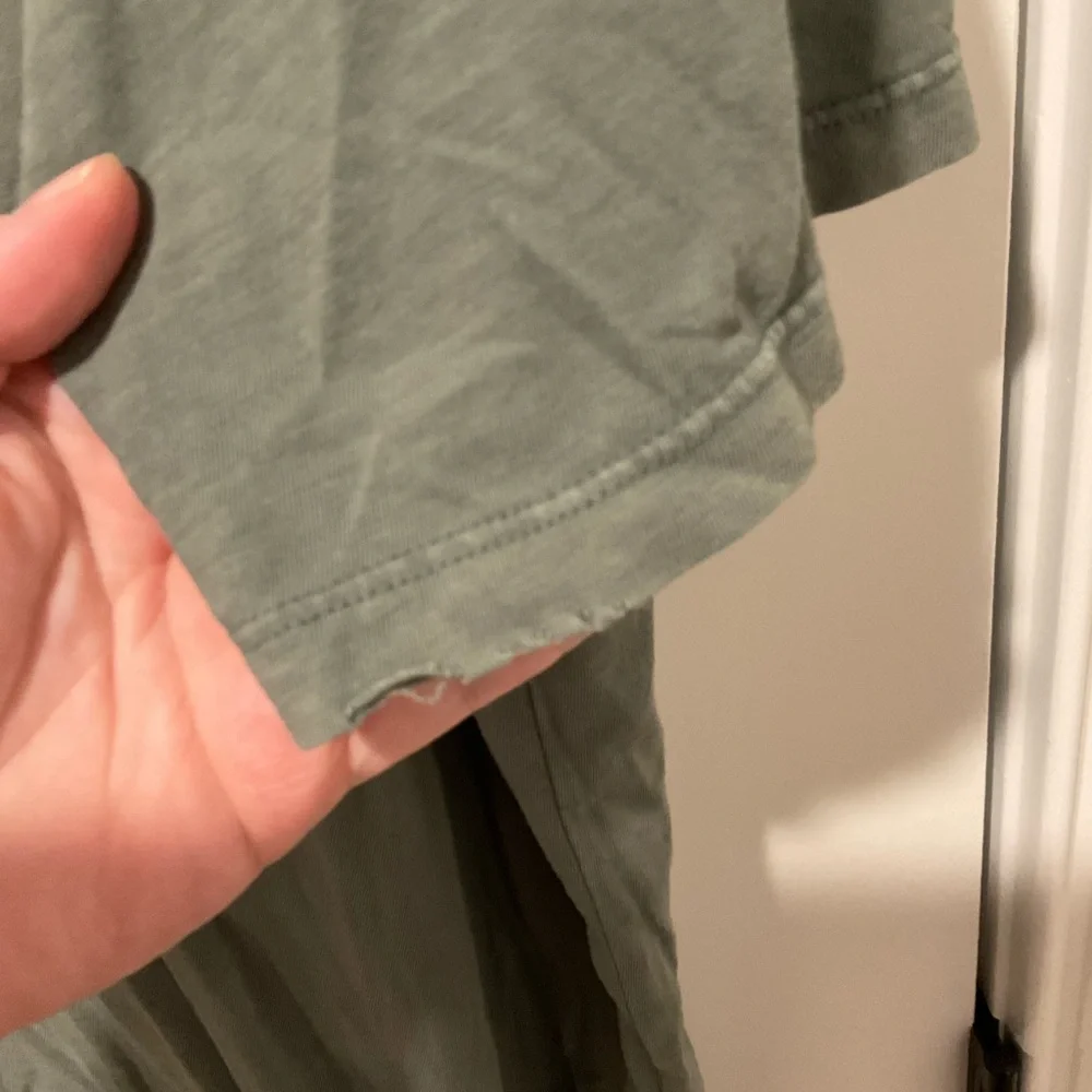 aerie Olive Green V-Neck Distressed Boyfriend Tee Size Large - Picture 4 of 6